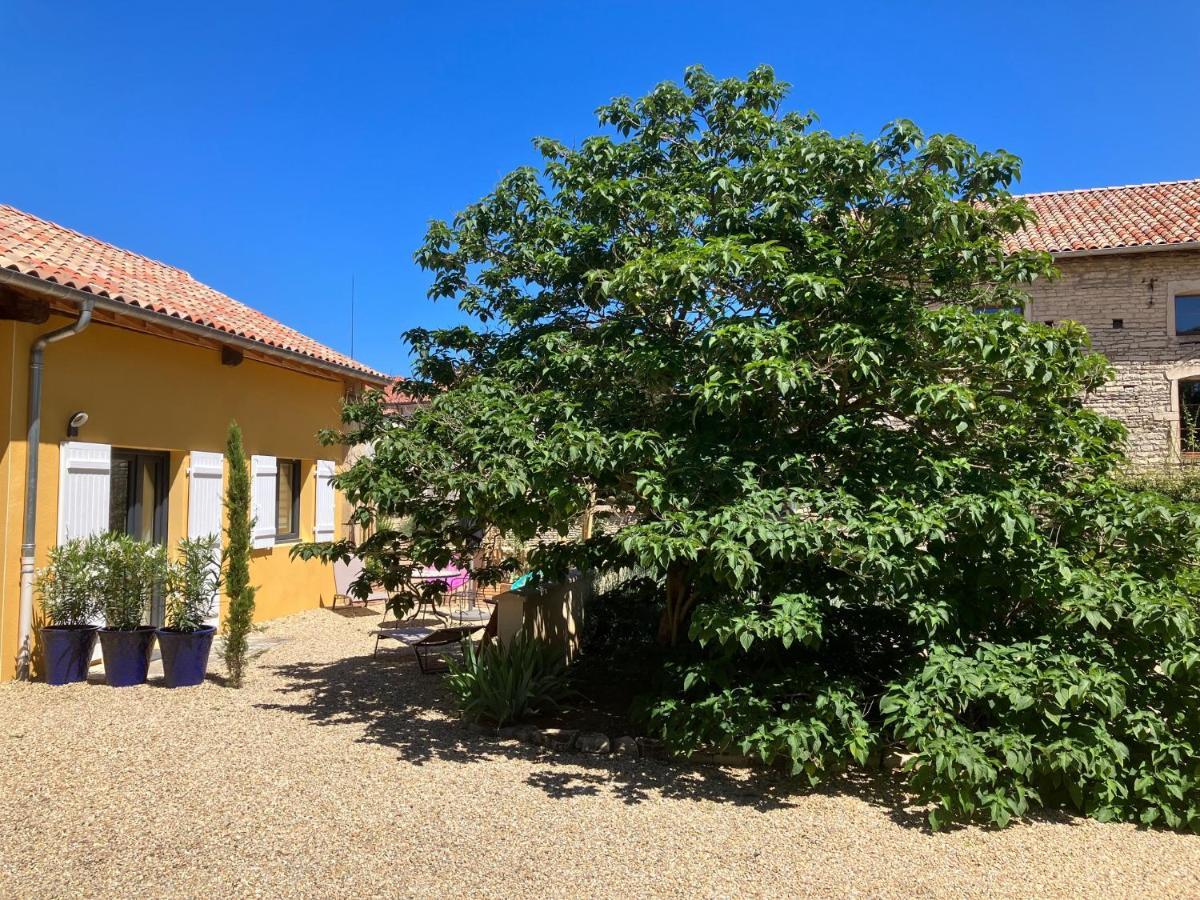 Le Clos De Quintaine Gites De Charme Clessé Buitenkant foto