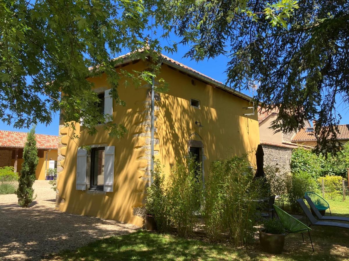 Le Clos De Quintaine Gites De Charme Clessé Buitenkant foto
