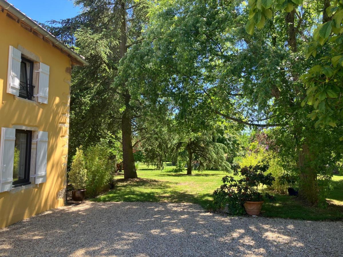 Le Clos De Quintaine Gites De Charme Clessé Buitenkant foto